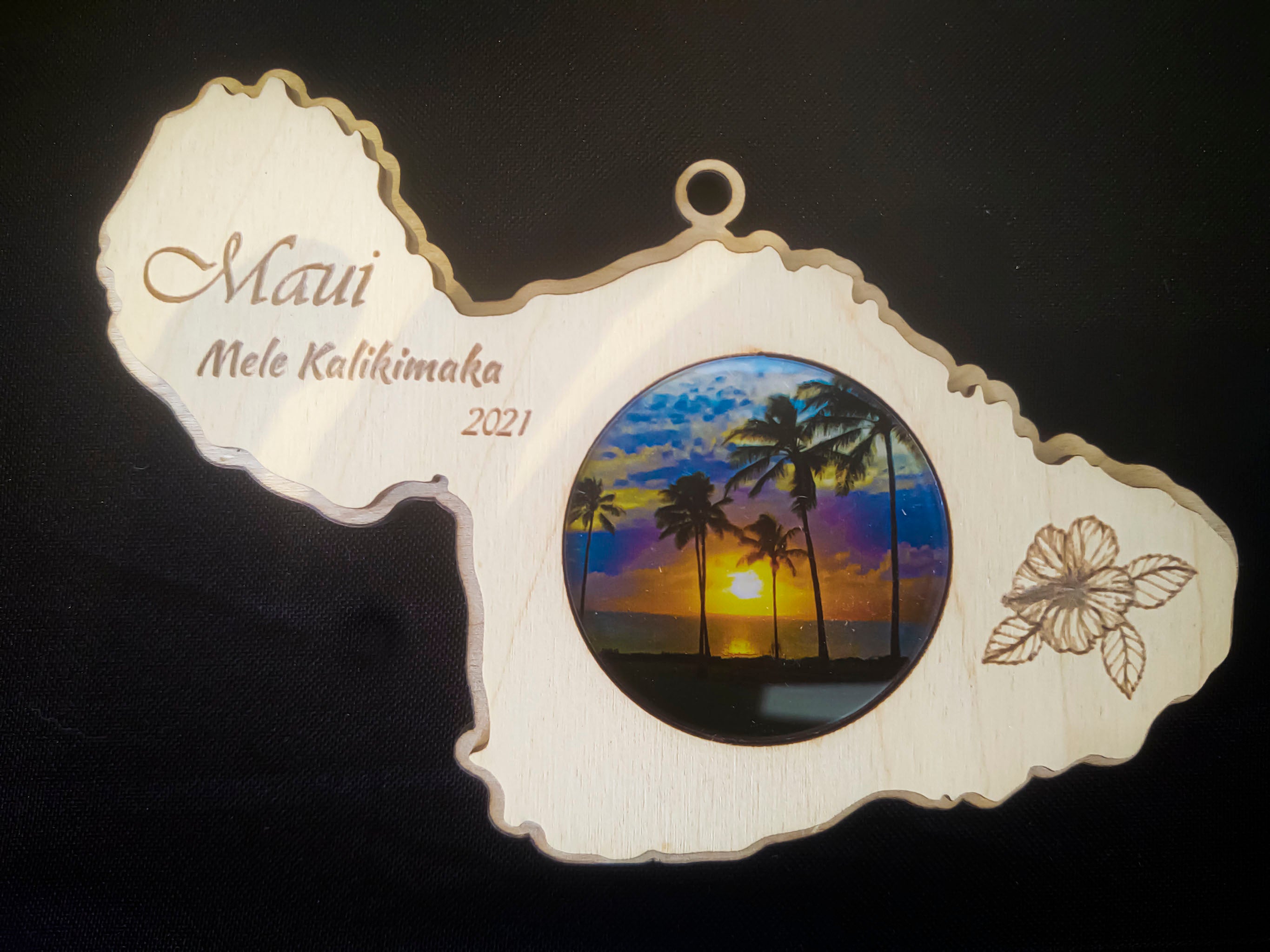 maui island ornament 9 souls